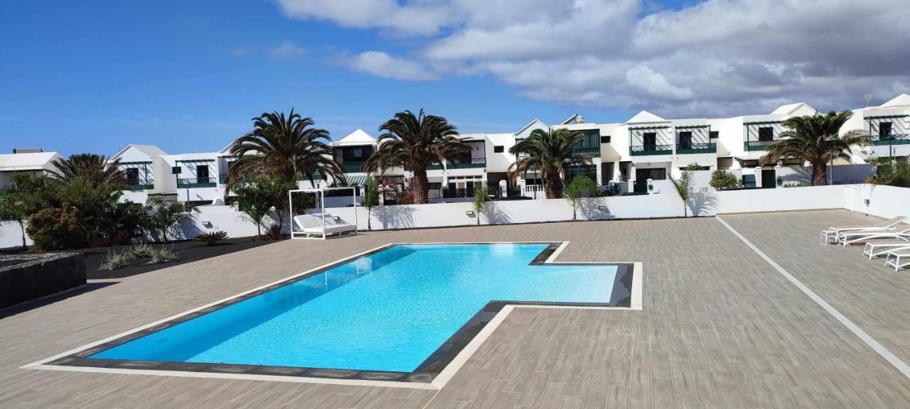 Luminosa Vivienda Vacacional Con Vista A La Piscina 科斯塔特吉塞 外观 照片