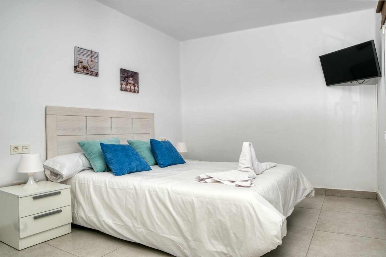 Luminosa Vivienda Vacacional Con Vista A La Piscina 科斯塔特吉塞 外观 照片