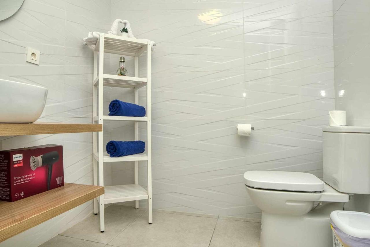 Luminosa Vivienda Vacacional Con Vista A La Piscina 科斯塔特吉塞 外观 照片