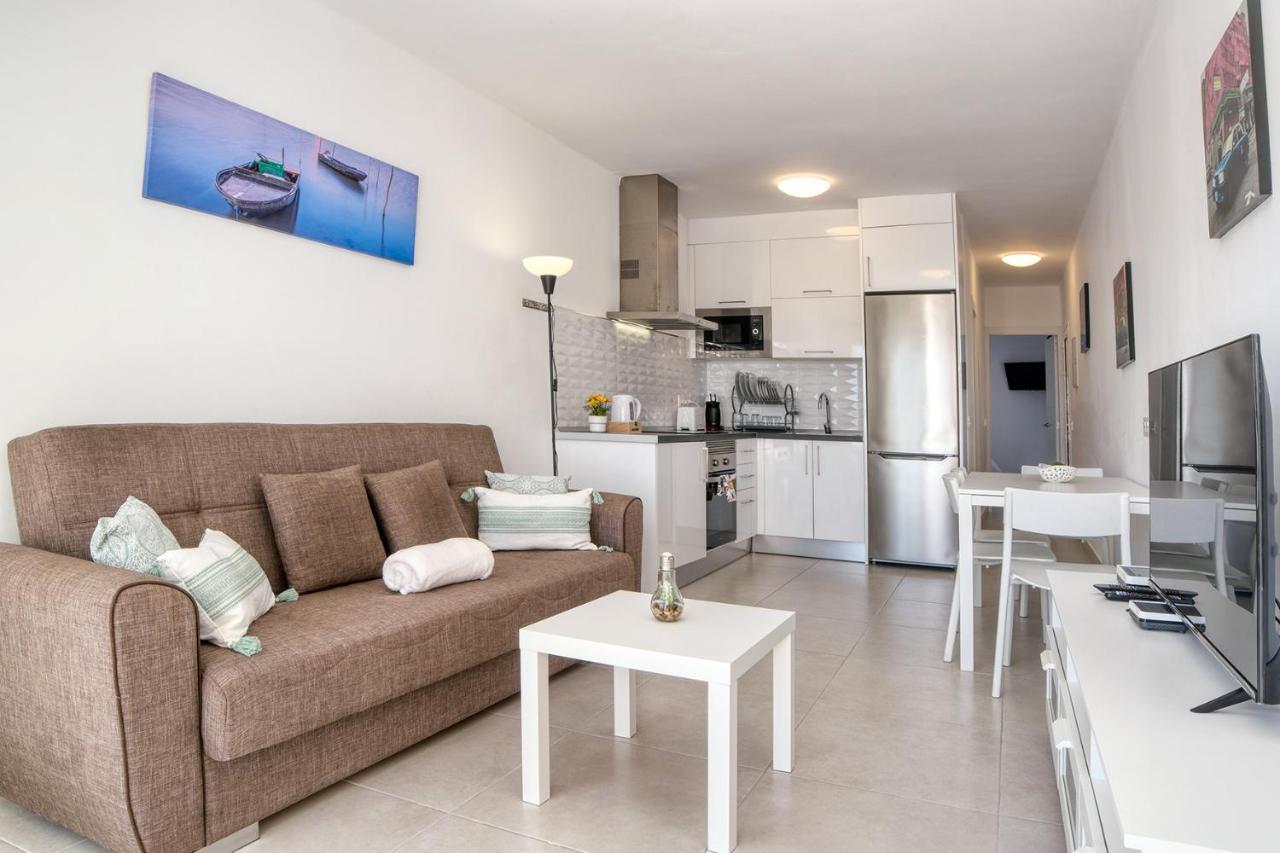 Luminosa Vivienda Vacacional Con Vista A La Piscina 科斯塔特吉塞 外观 照片